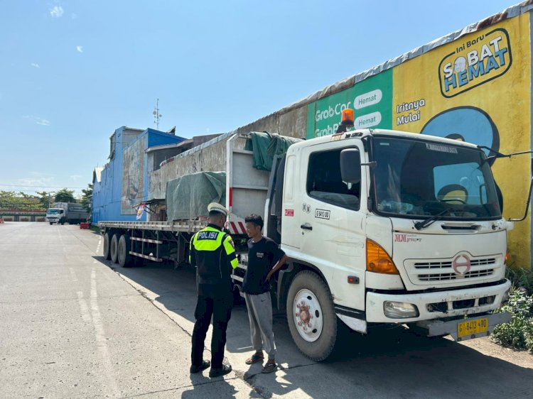 Korlantas Polri Laksanakan Penegakan Hukum Pembatasan Operasional Angkutan Barang di Jalur Pantura