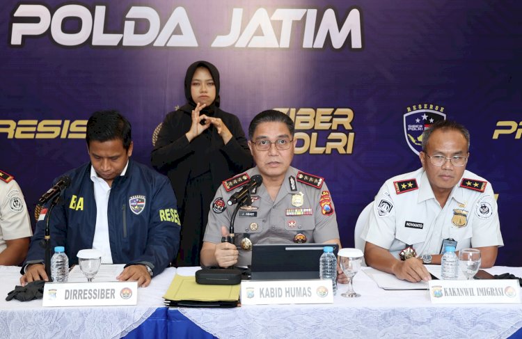 Polda Jatim Bongkar Sindikat Love Scamming Internasional, 3 Tersangka Diamankan